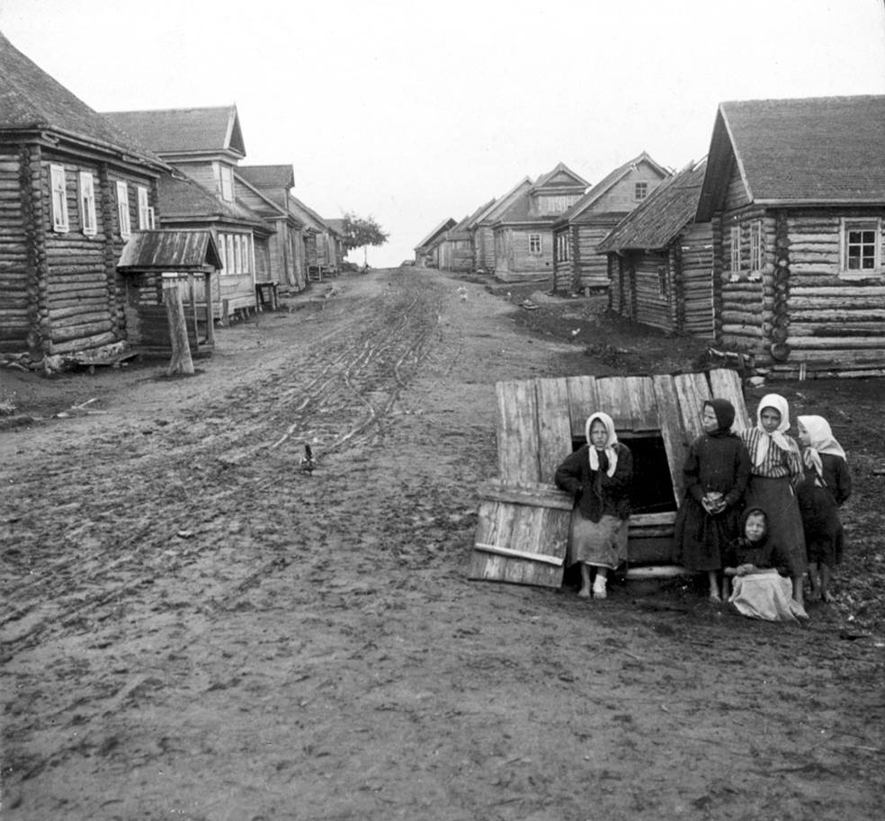 100 лет революции: Алтай в огне